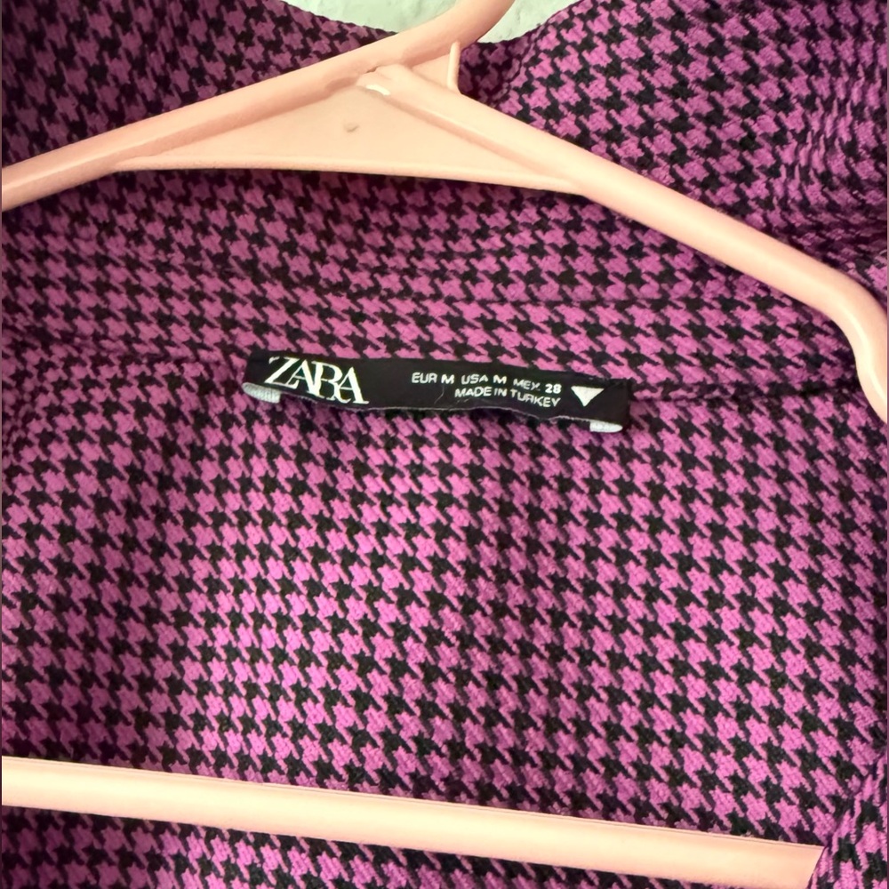 Zara Pink and Black Houndstooth Blazer - Picture 3 of 5